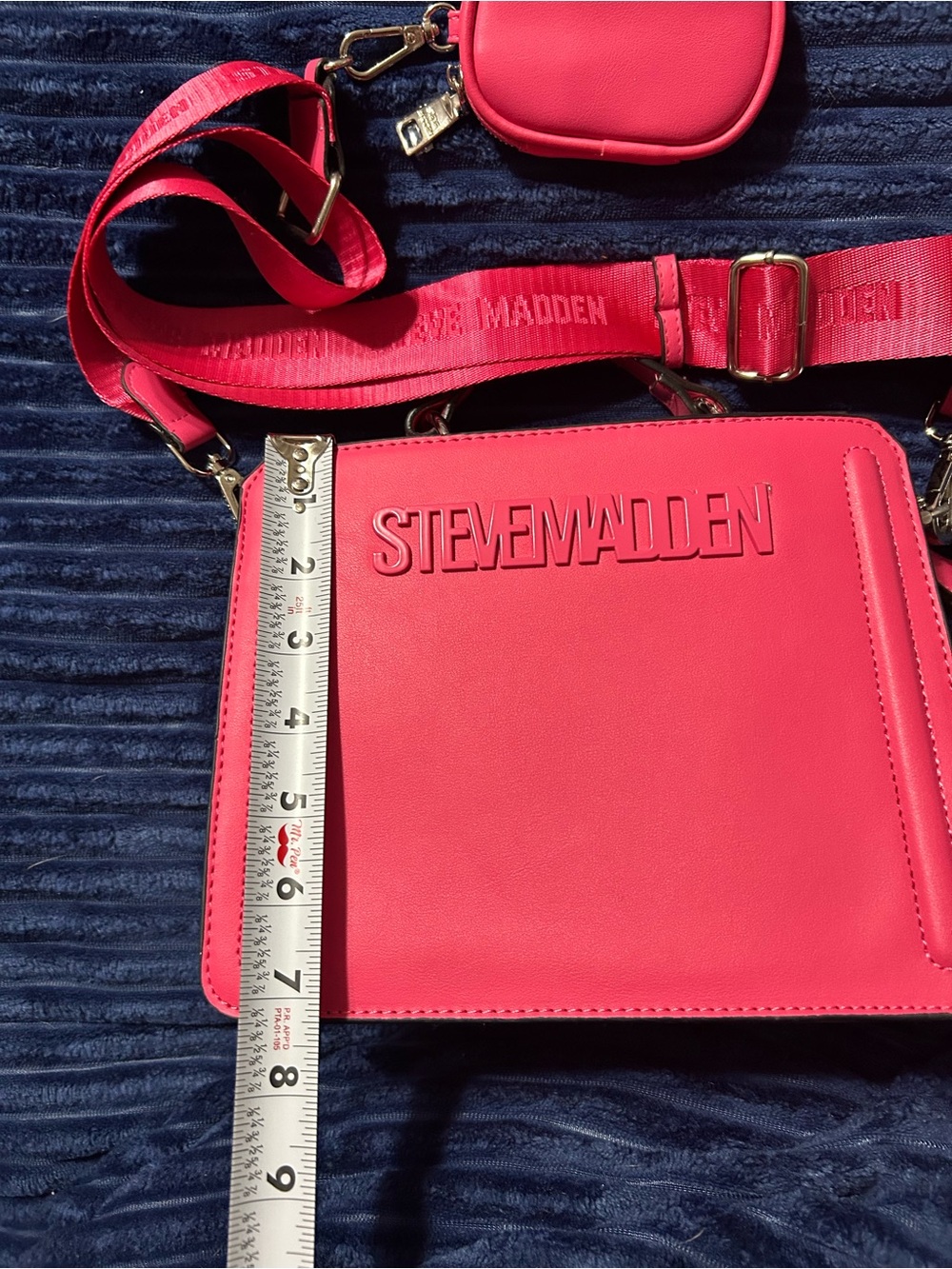 Steve Madden Bevelyn Hot Pink Crossbody Bag - Picture 6 of 16